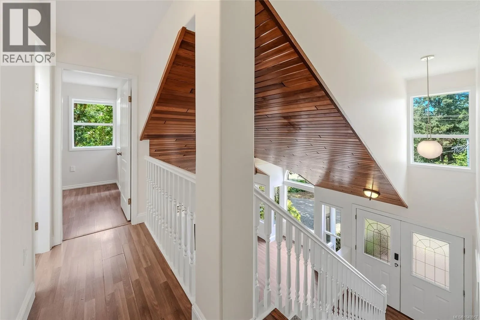 1688 Maple Bay Rd