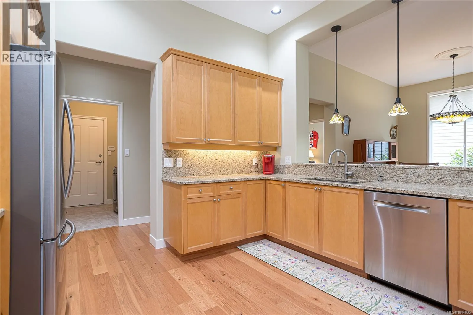 1384 Cape Cod Dr