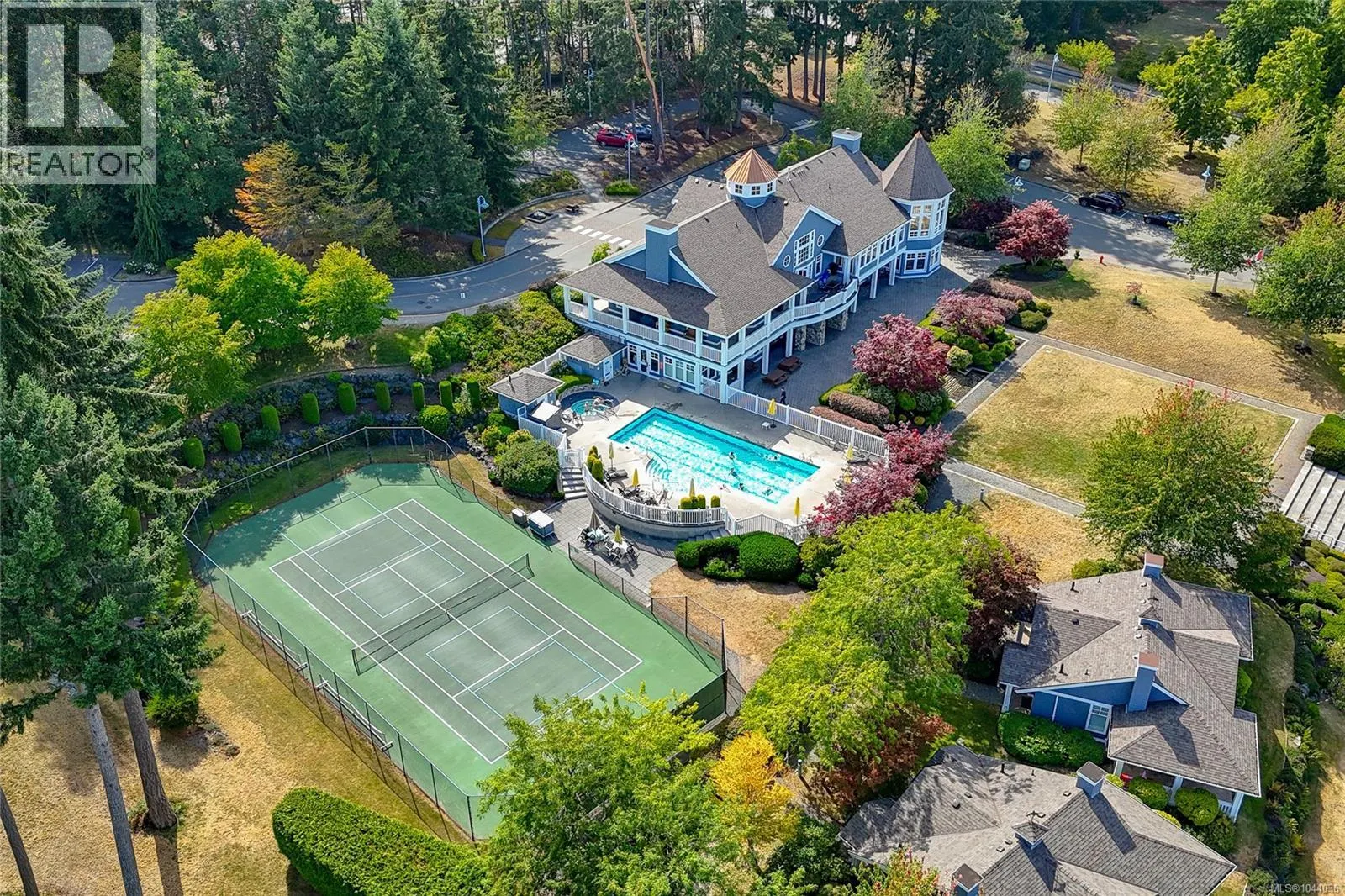 1384 Cape Cod Dr