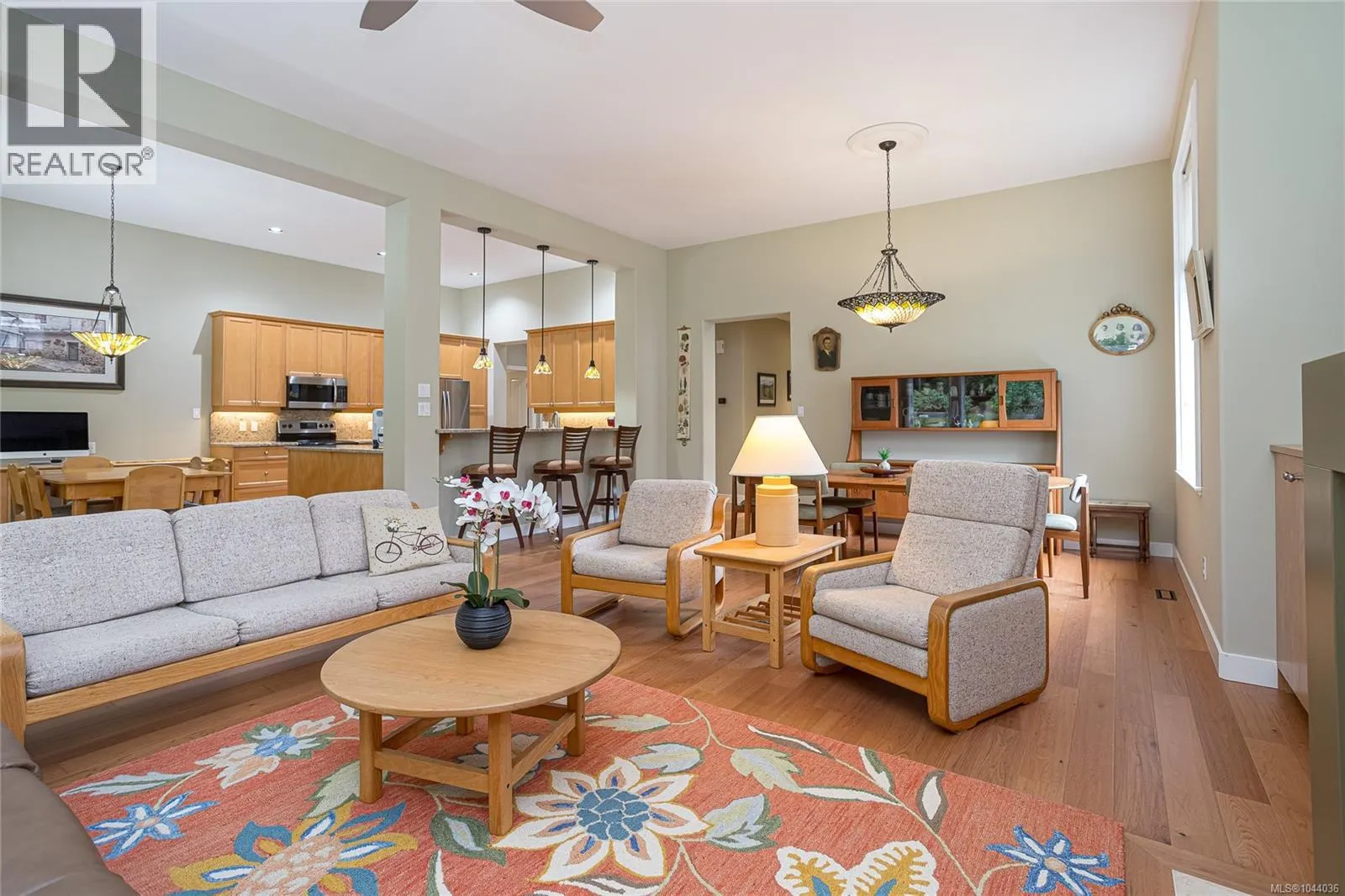 1384 Cape Cod Dr