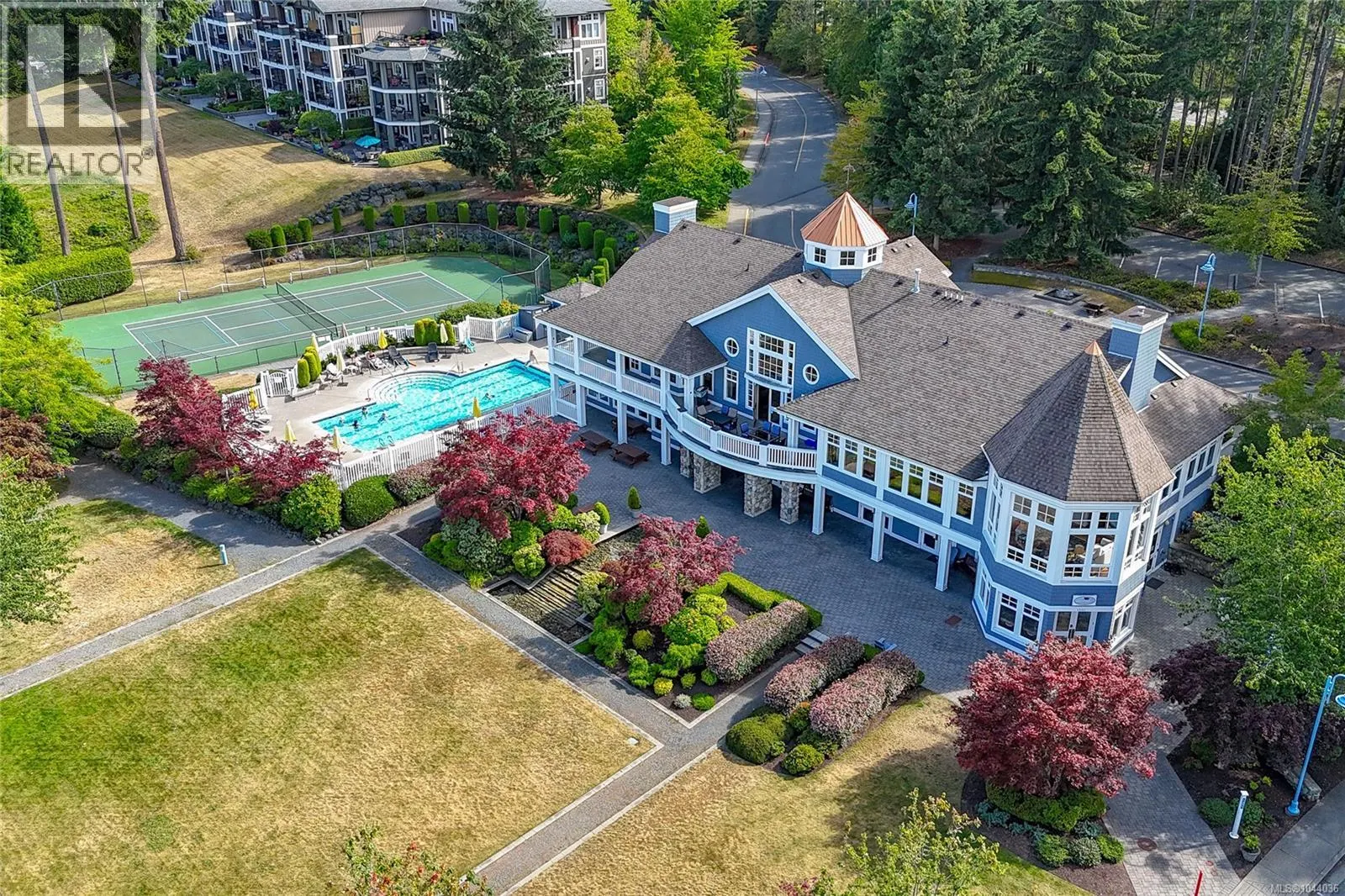 1384 Cape Cod Dr