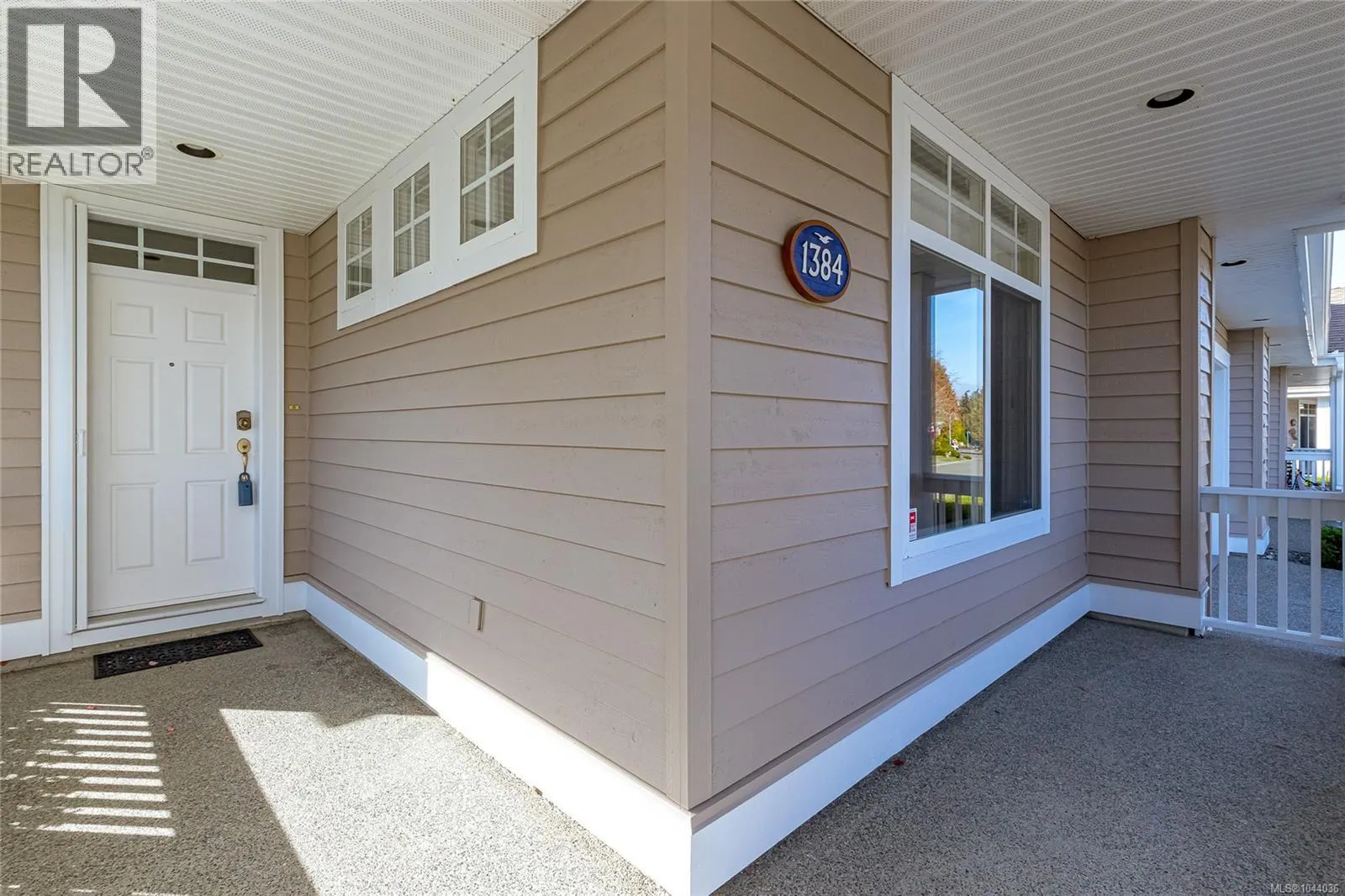 1384 Cape Cod Dr