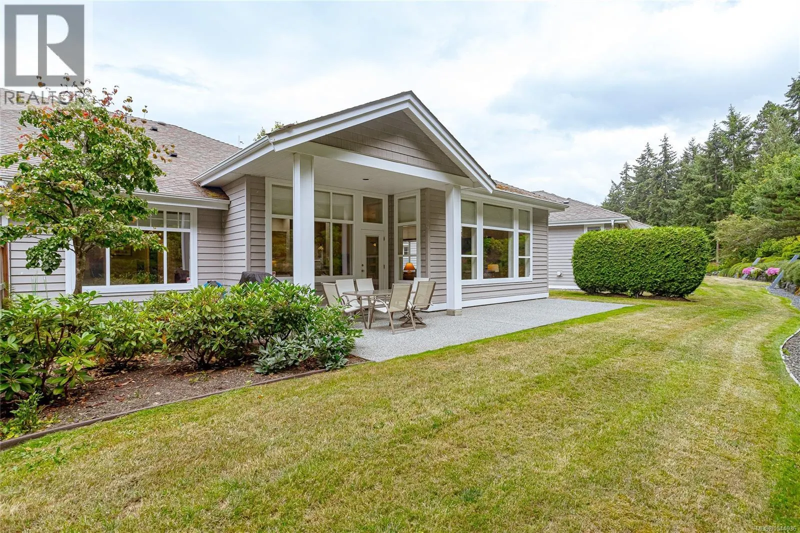 1384 Cape Cod Dr