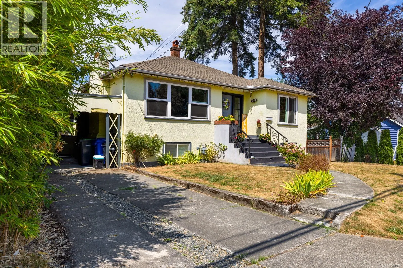 461 Howard Ave