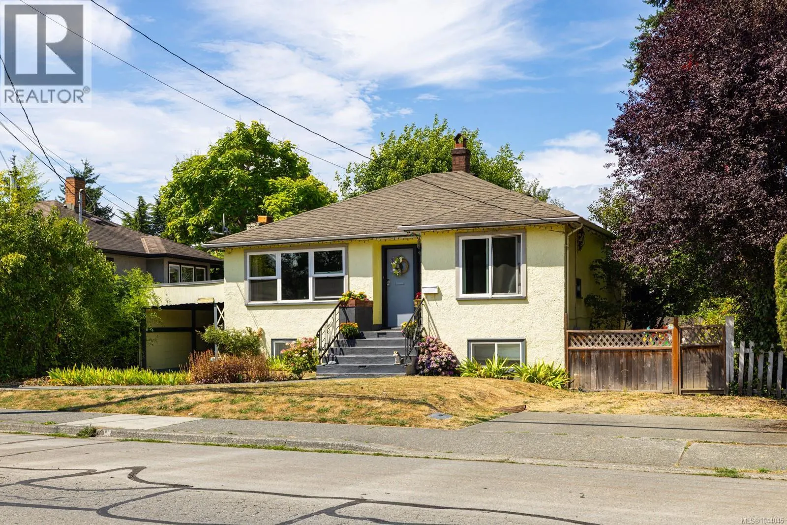461 Howard Ave