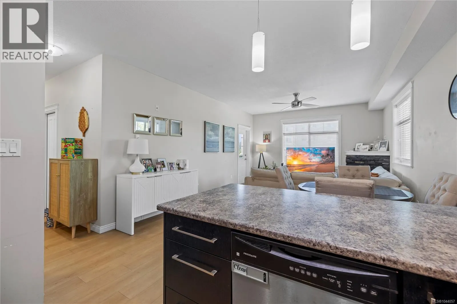 204 2117 Meredith Rd