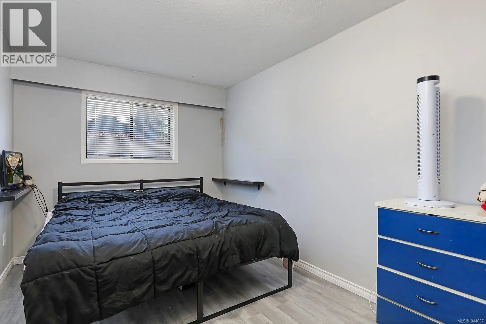 2780 Dunsmuir Ave