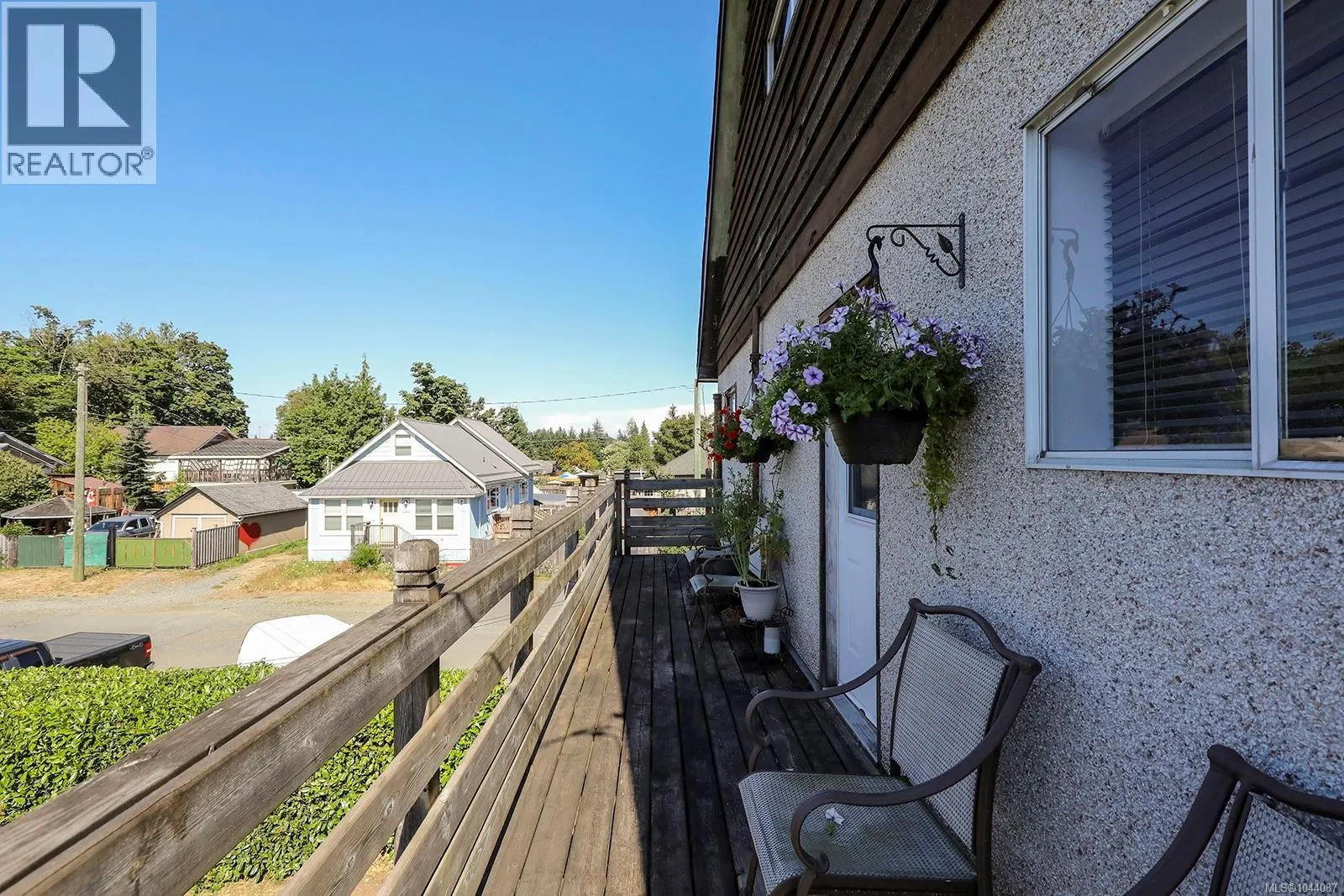 2780 Dunsmuir Ave