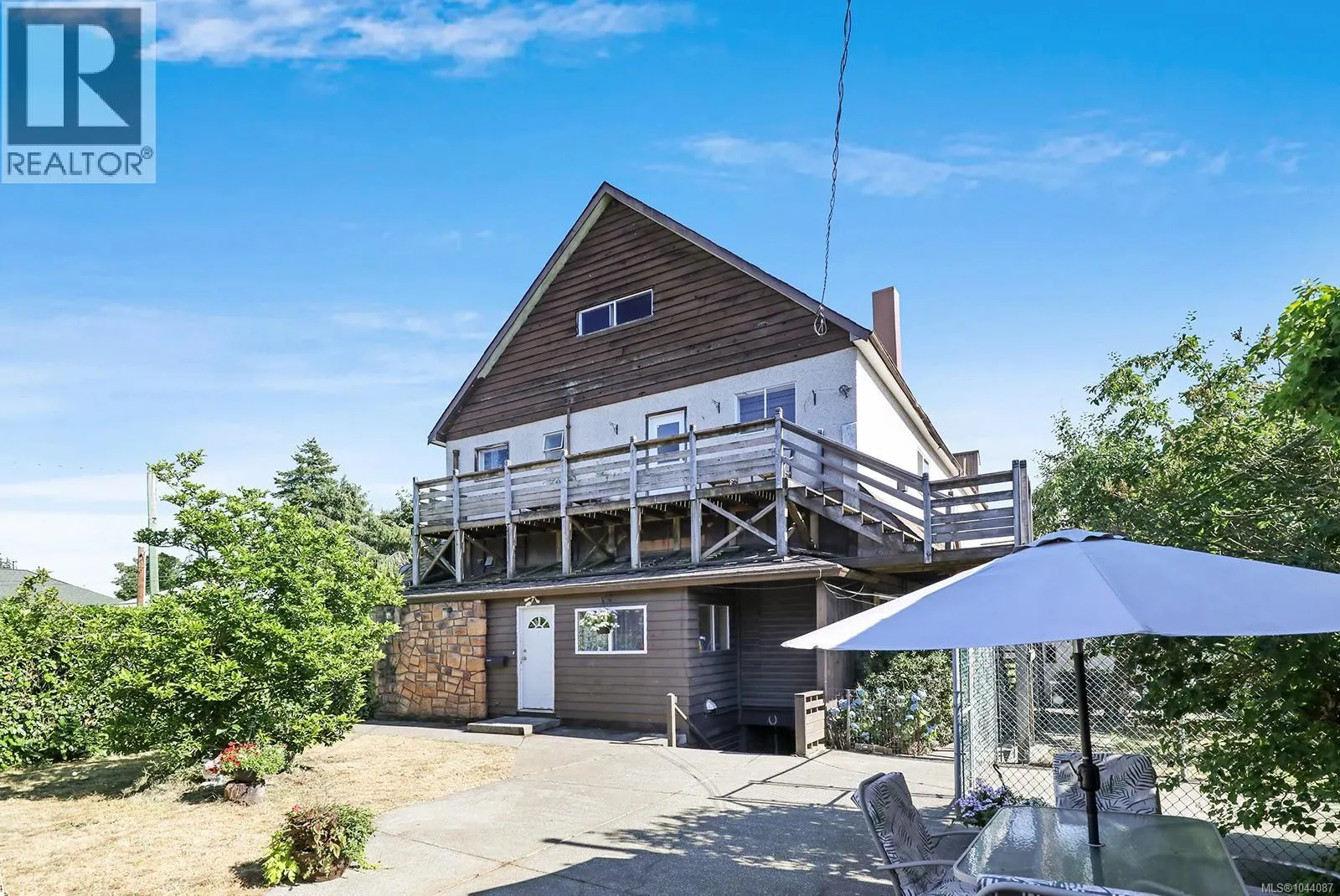 2780 Dunsmuir Ave