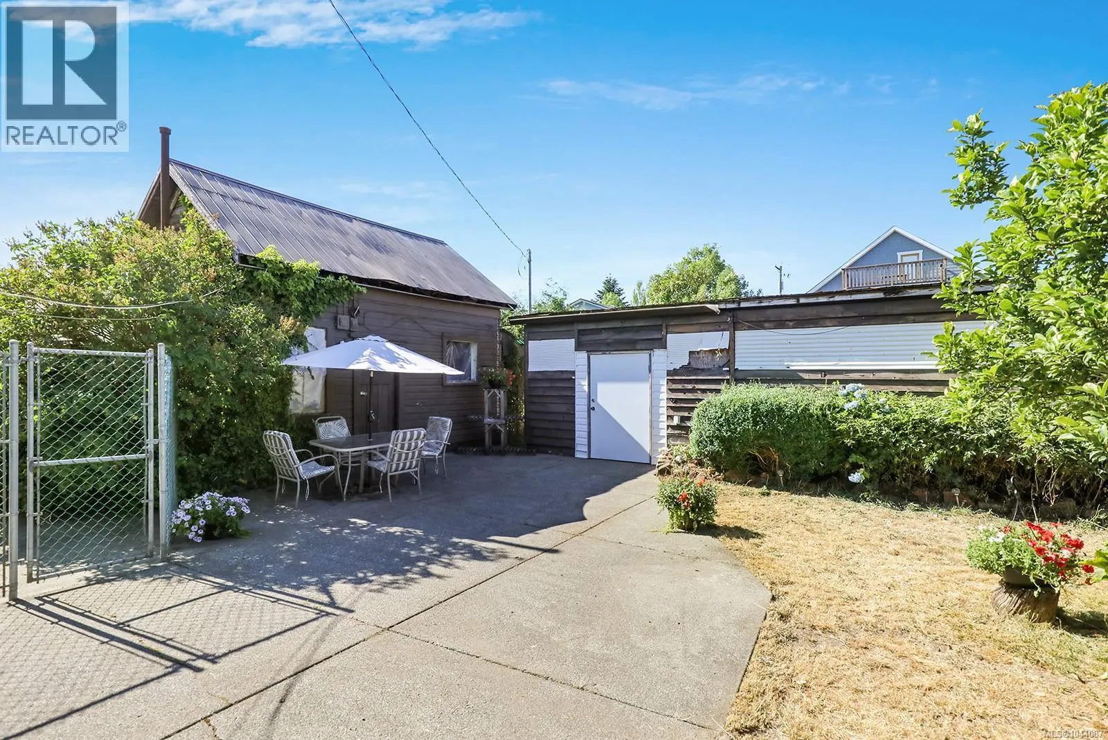 2780 Dunsmuir Ave