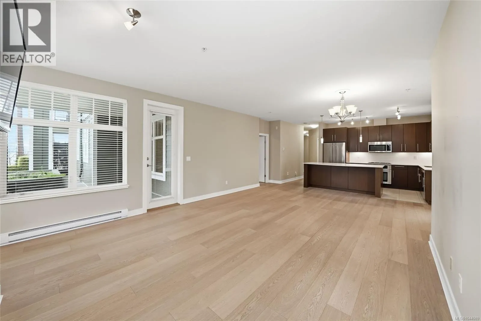 101 1325 Cape Cod Dr
