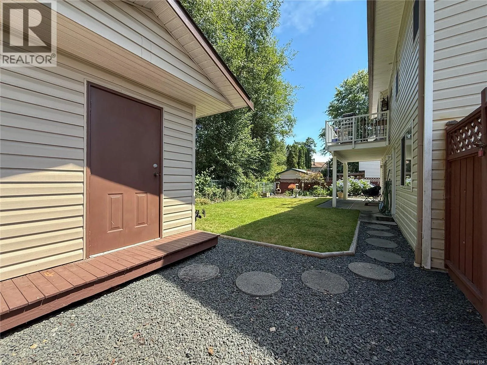 2525 Soderholm Crt