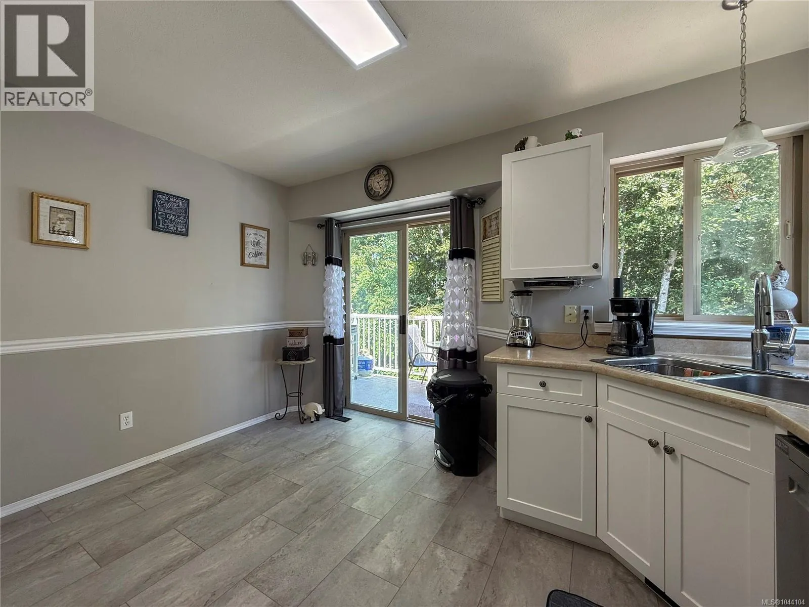 2525 Soderholm Crt