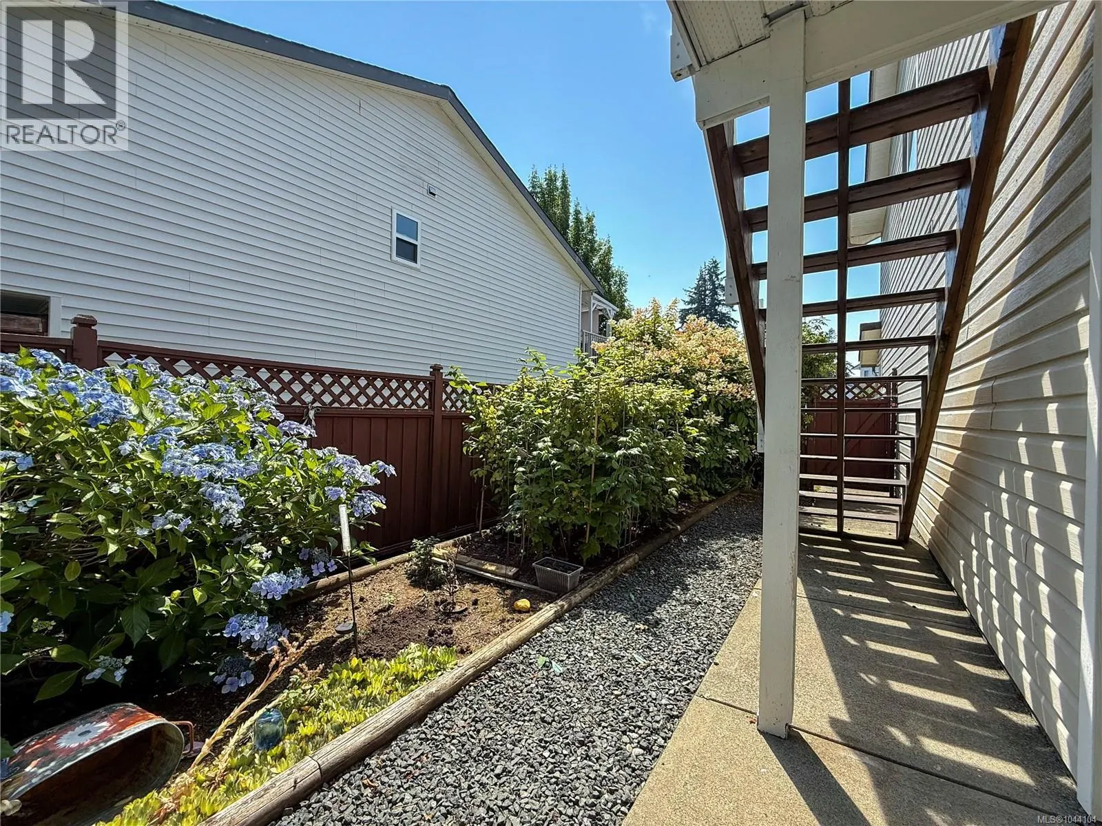 2525 Soderholm Crt