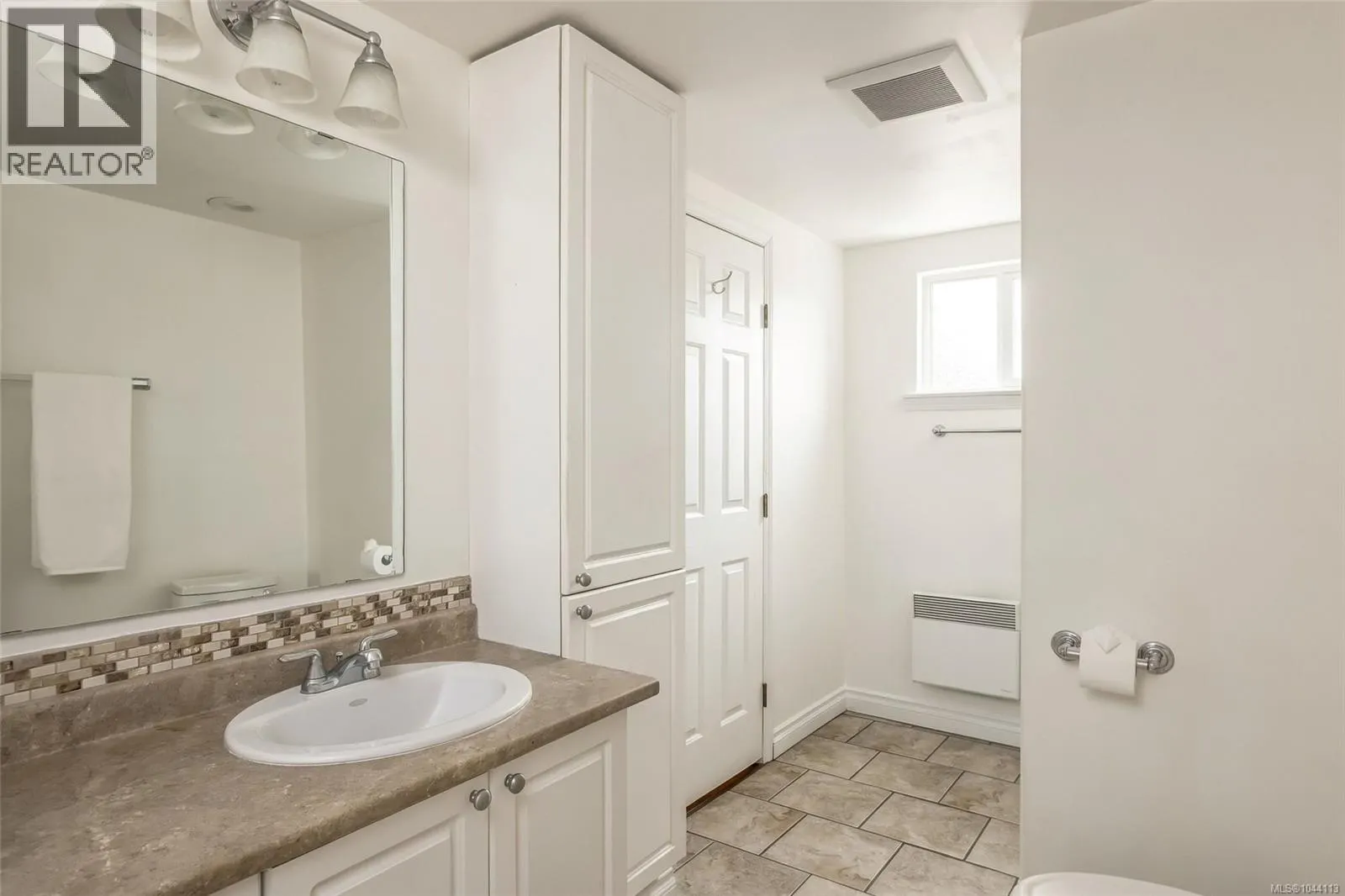 7031 West Saanich Rd
