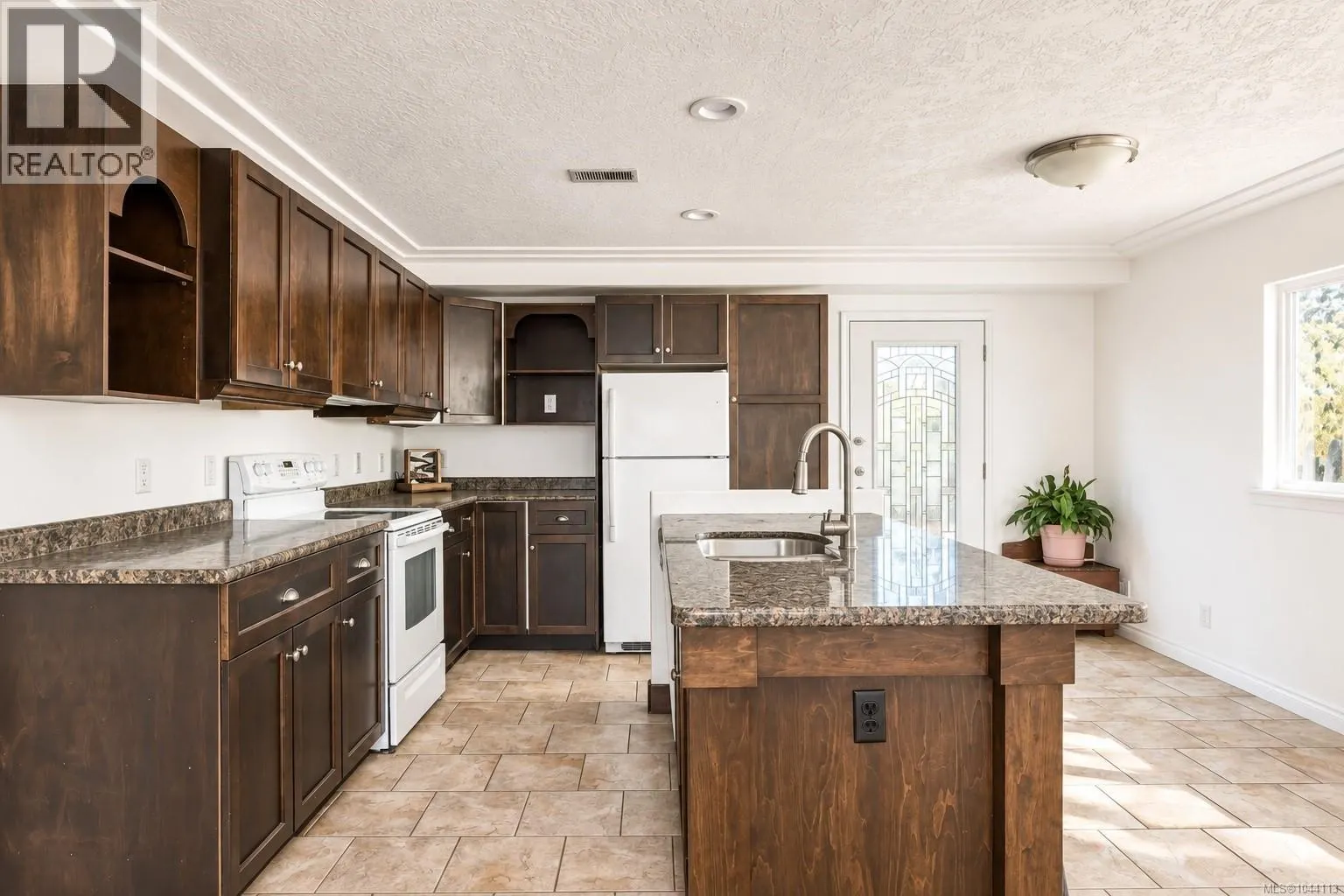 7031 West Saanich Rd