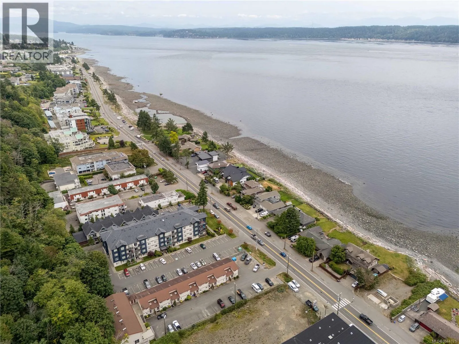 110 824 Island Hwy S