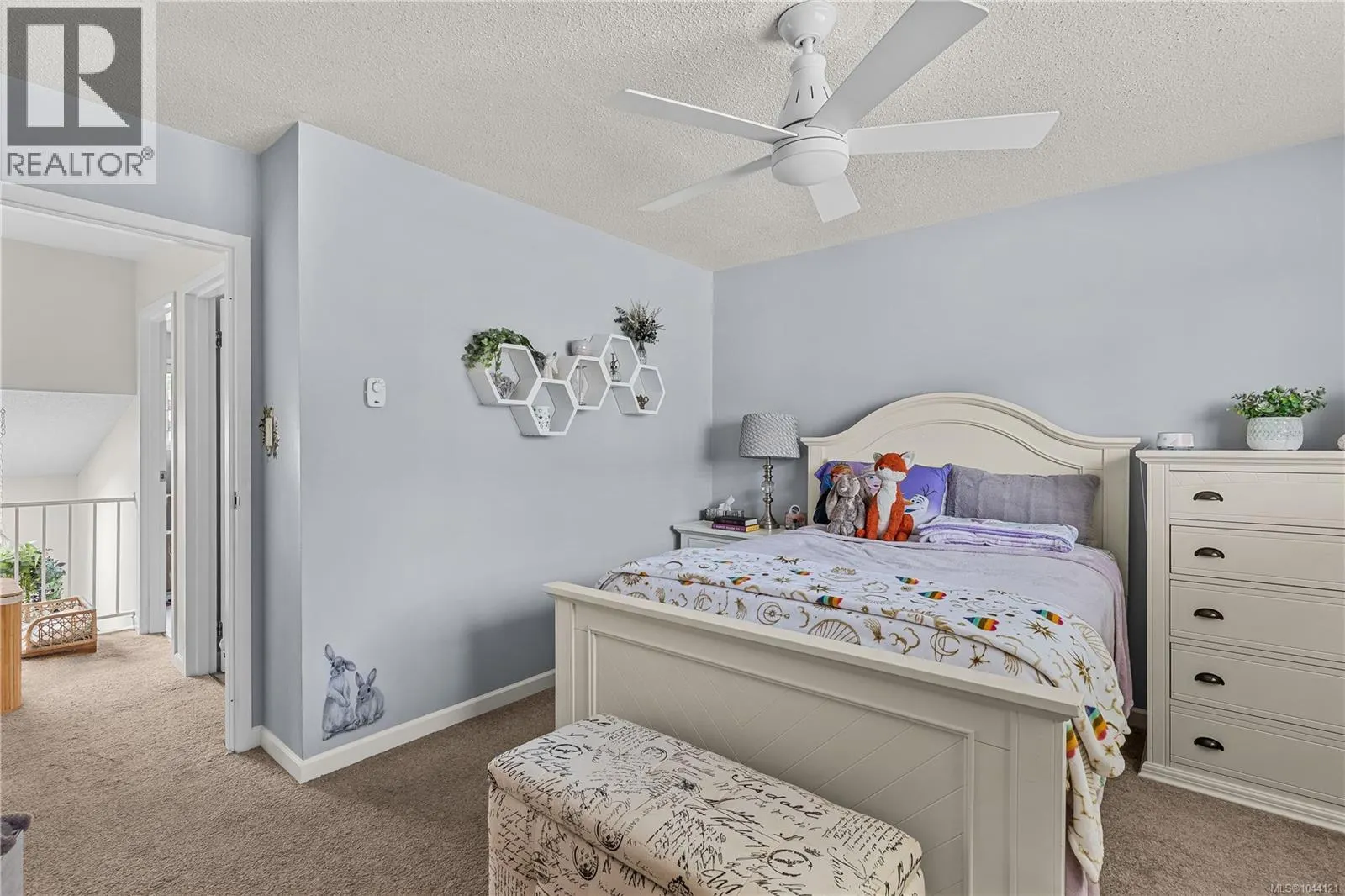 110 824 Island Hwy S