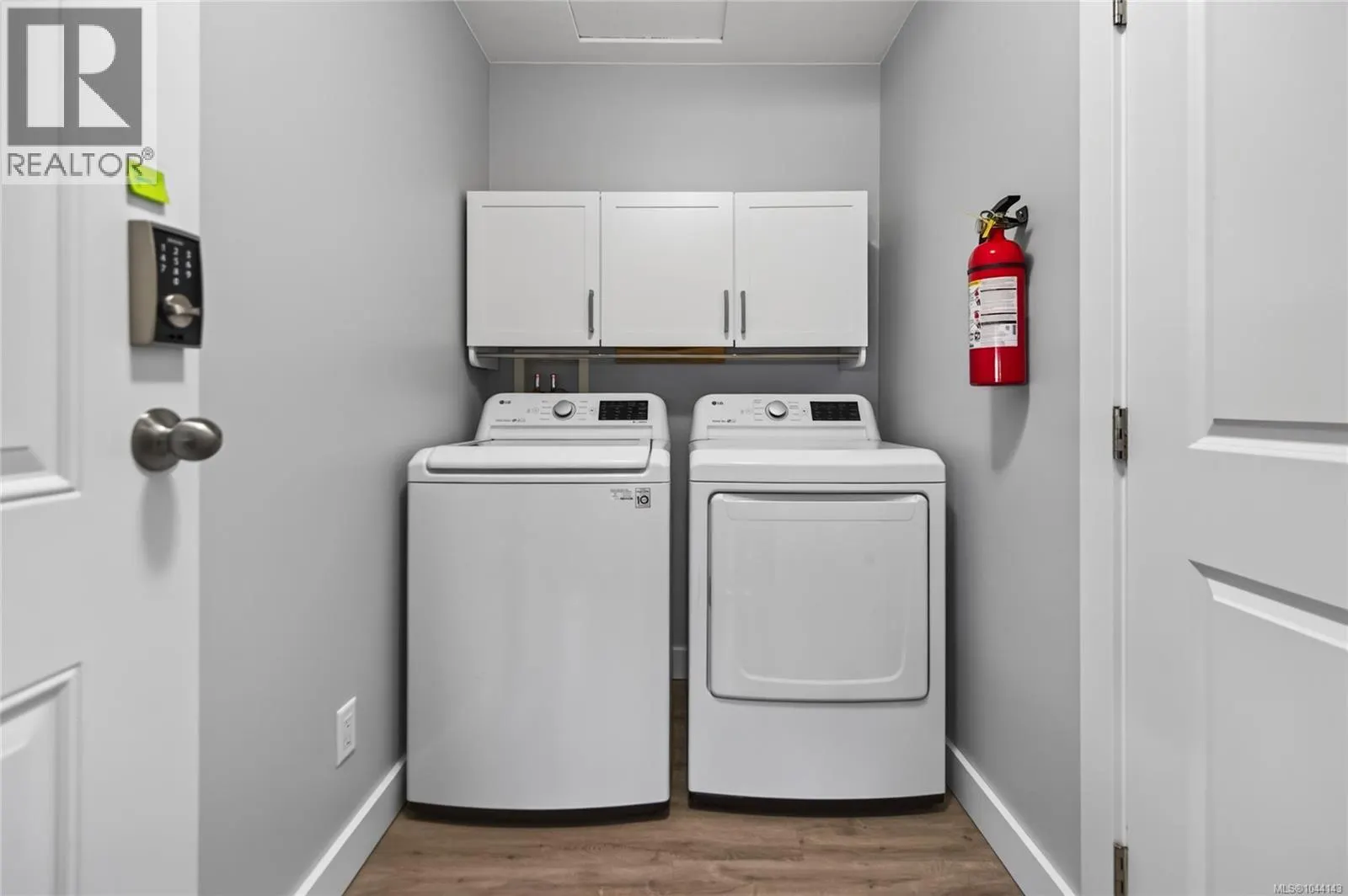 5 Strathcona Crt