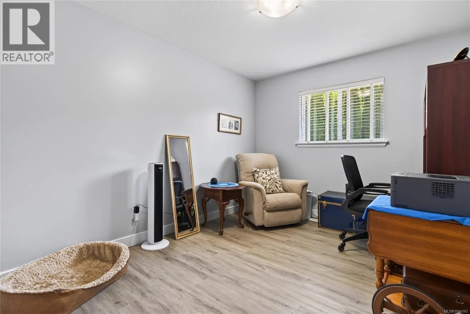 5 Strathcona Crt