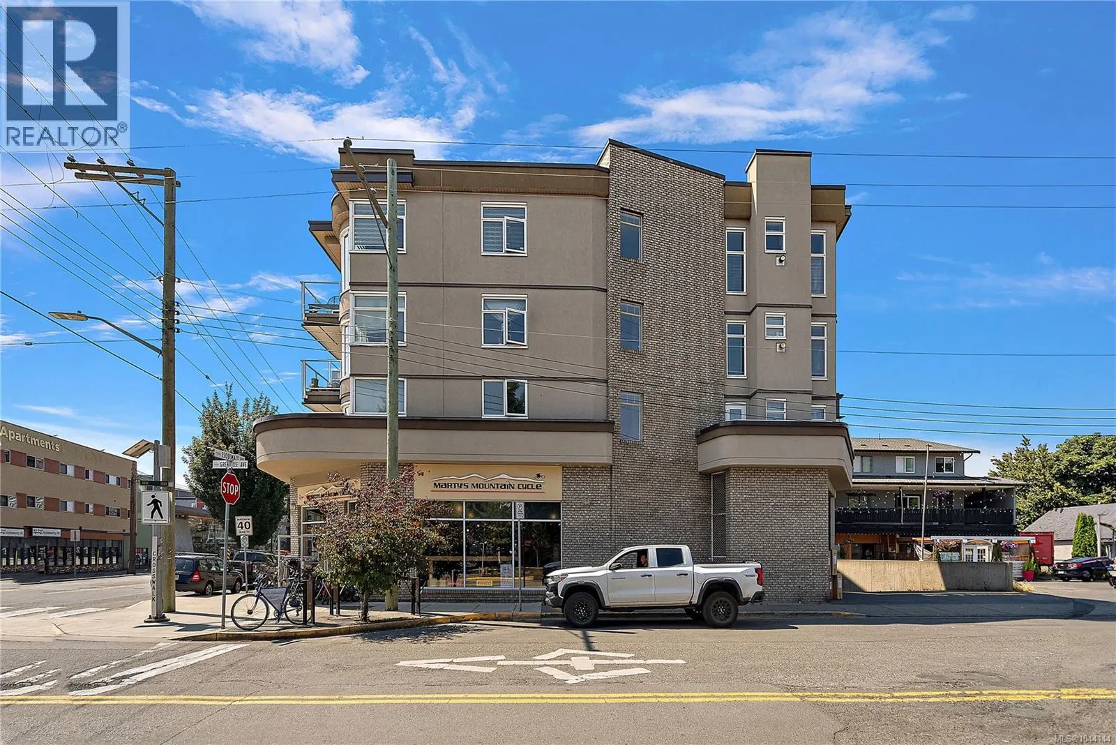 404 1258 Esquimalt Rd