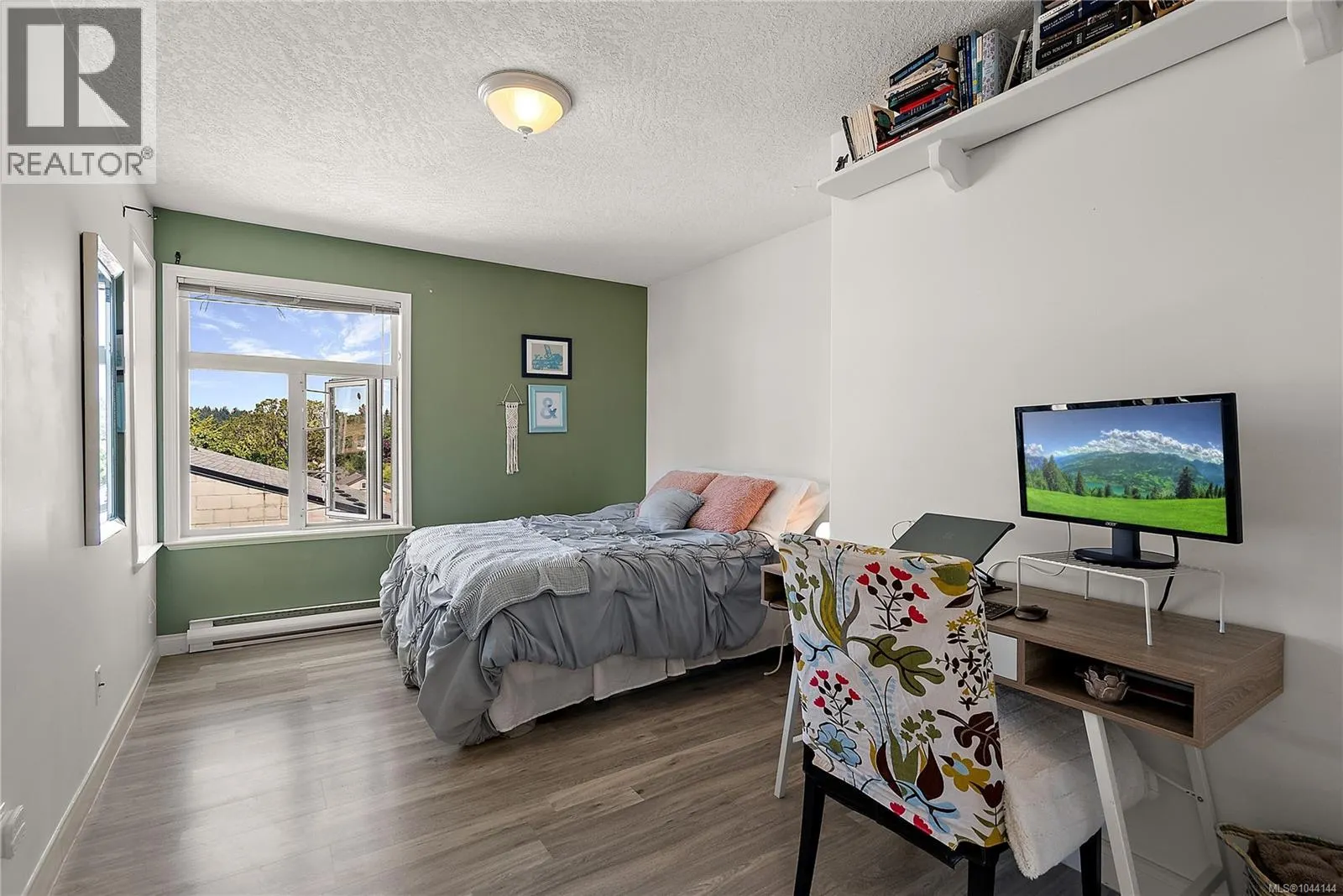 404 1258 Esquimalt Rd