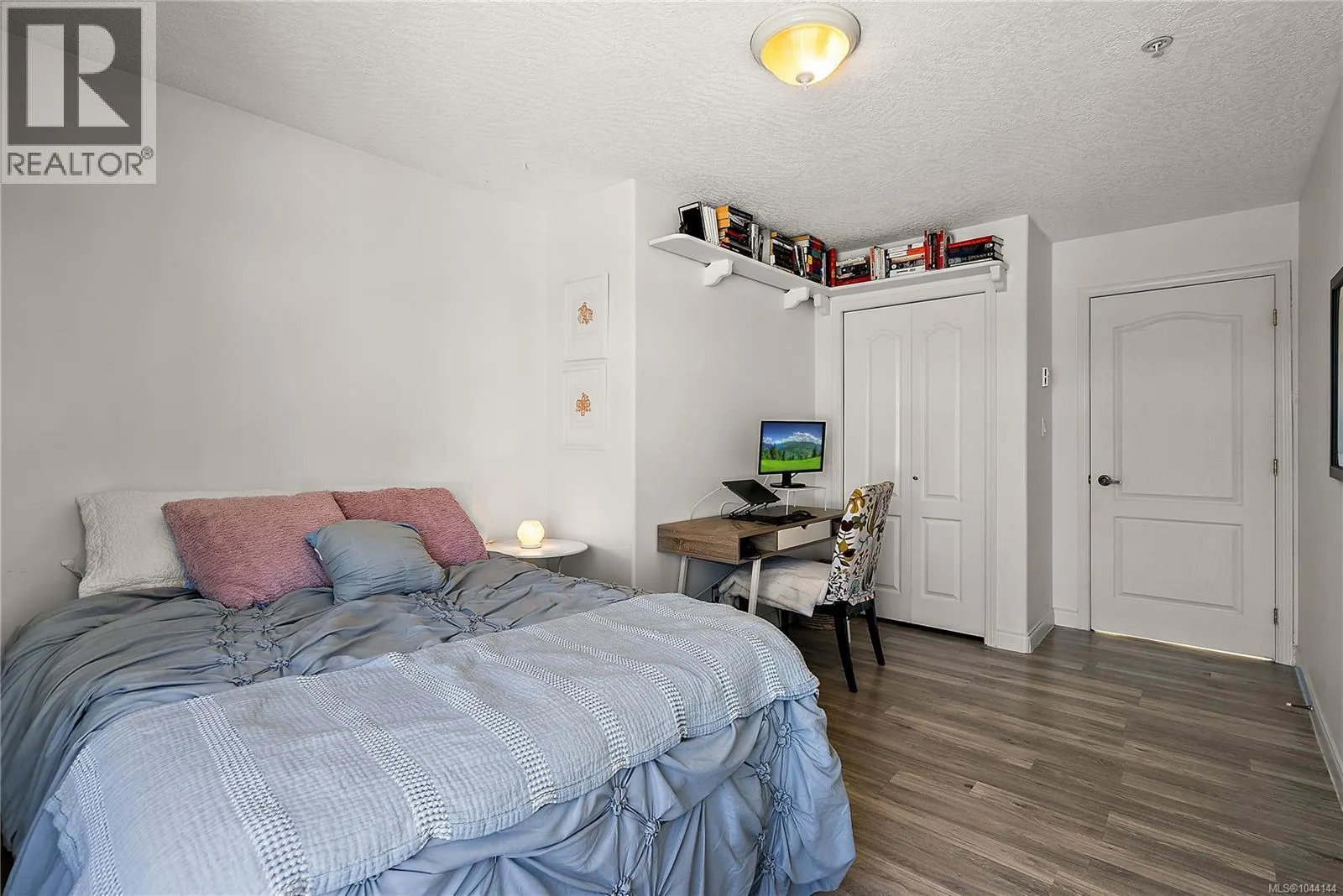 404 1258 Esquimalt Rd