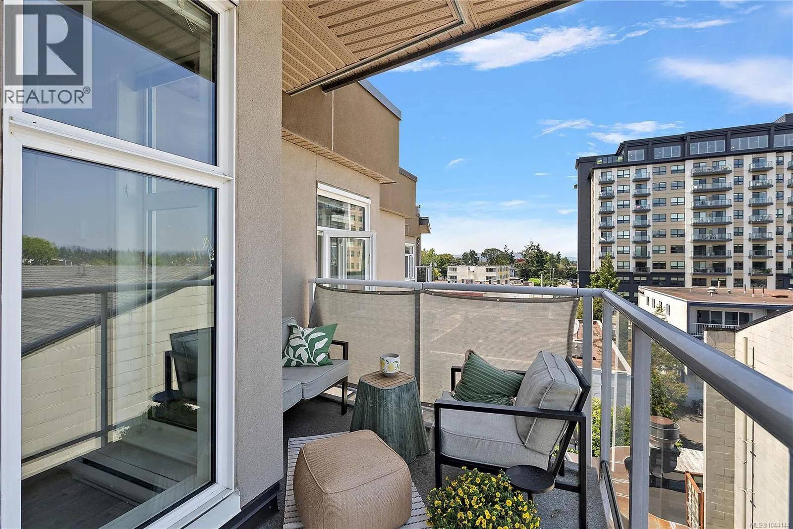 404 1258 Esquimalt Rd