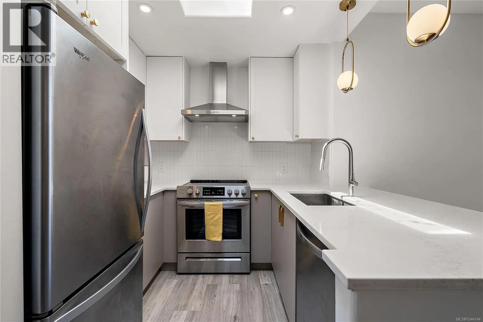 404 1258 Esquimalt Rd