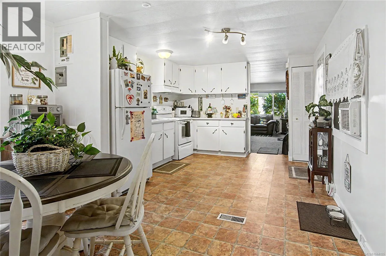 38 Honey Dr