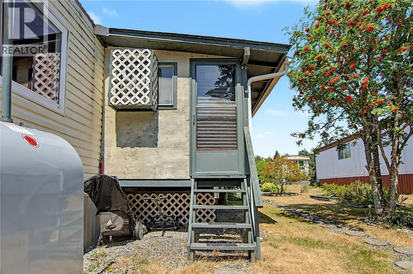 38 Honey Dr