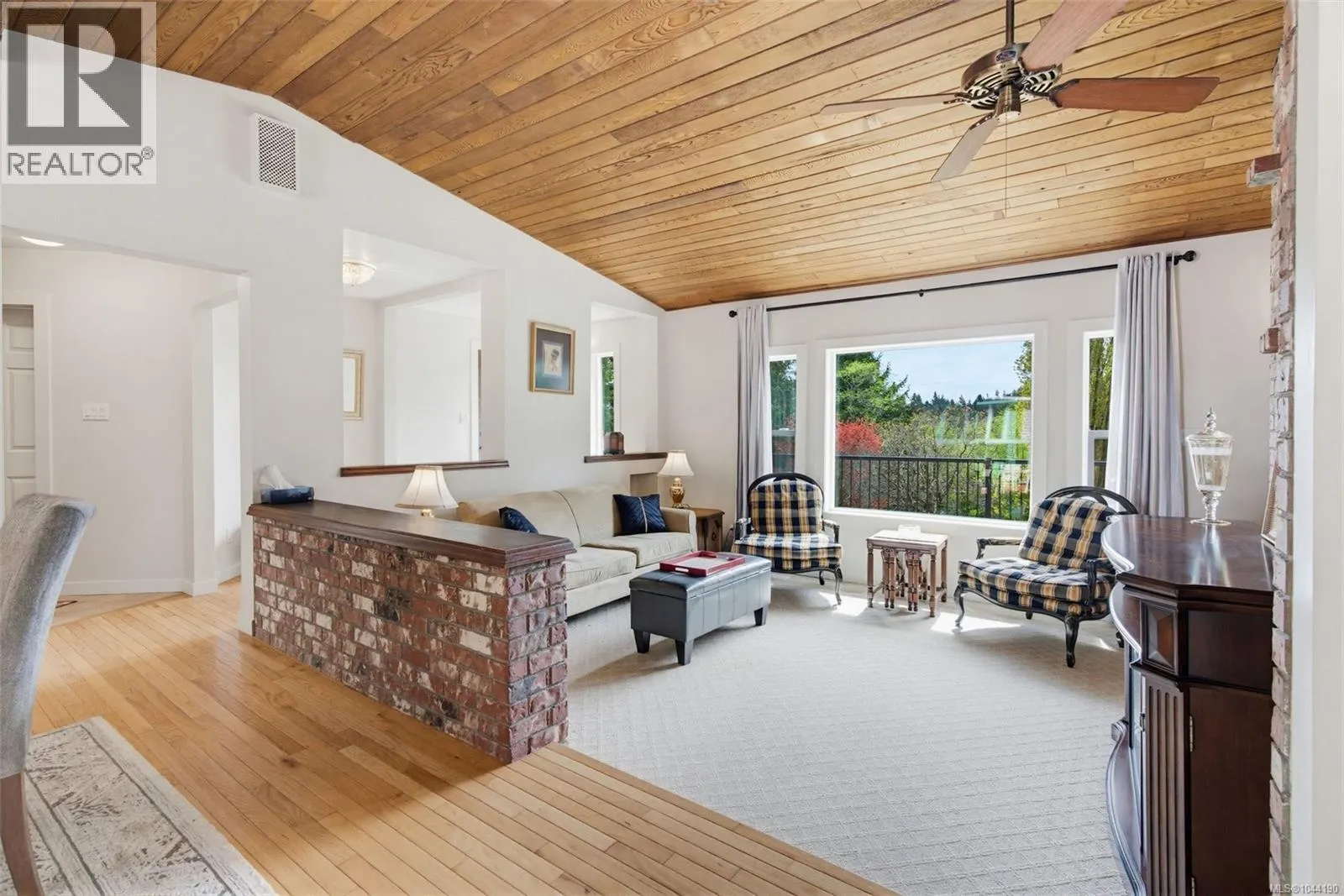 2595 Amanda Pl