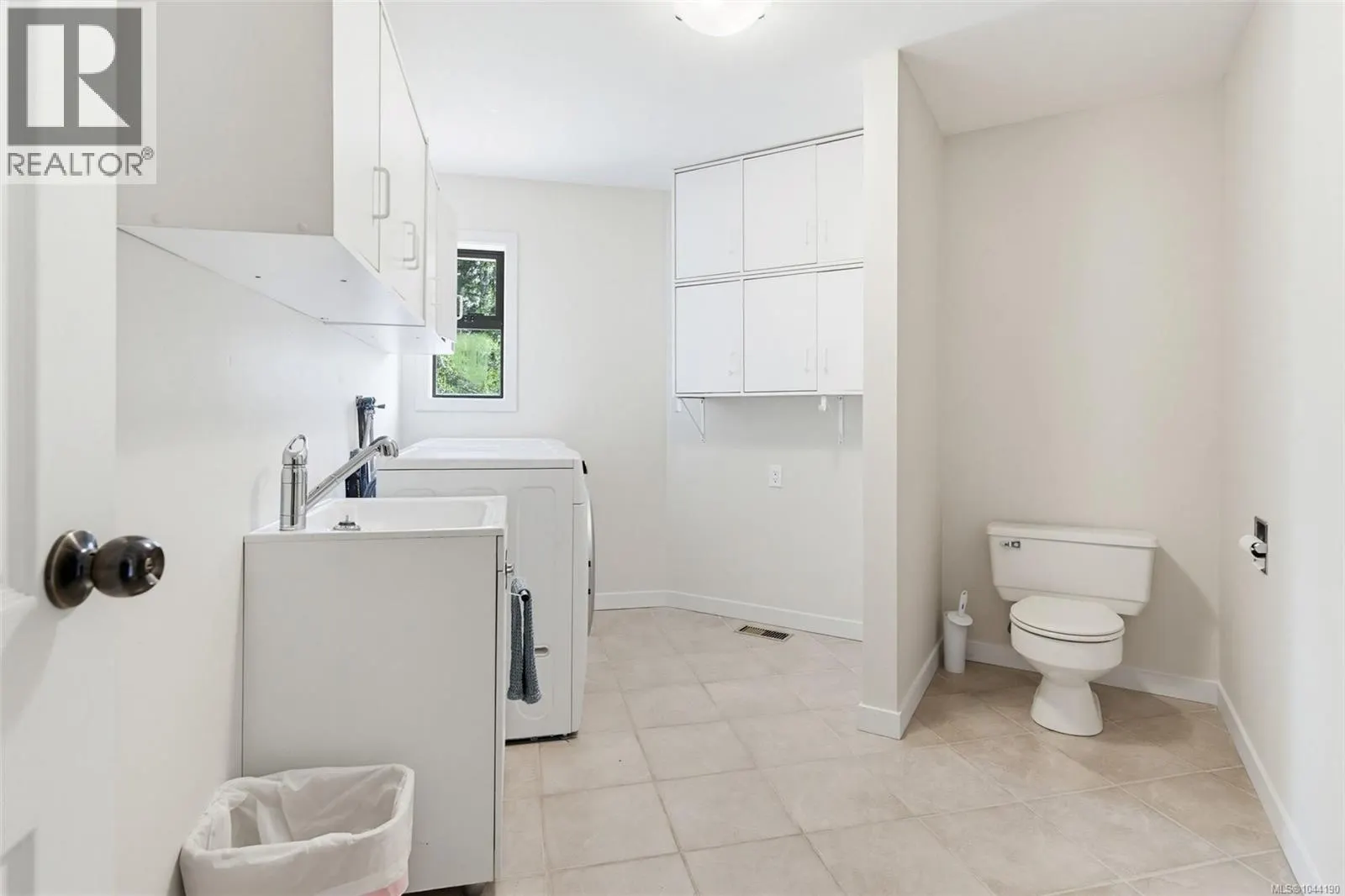 2595 Amanda Pl