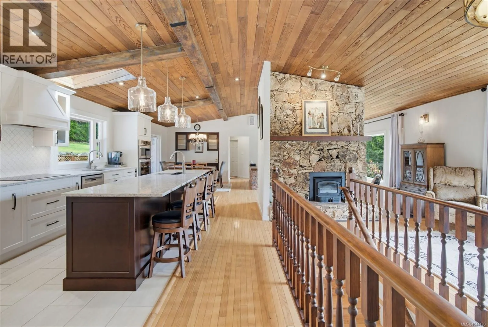 2595 Amanda Pl
