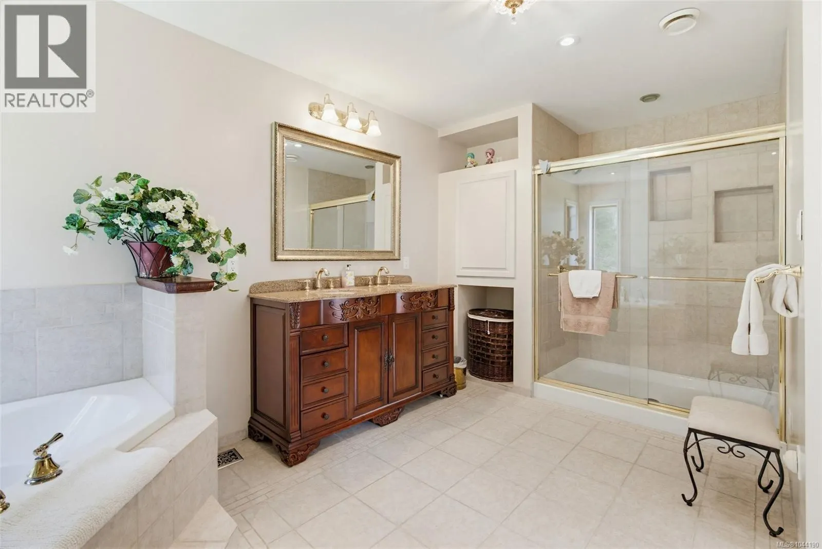 2595 Amanda Pl