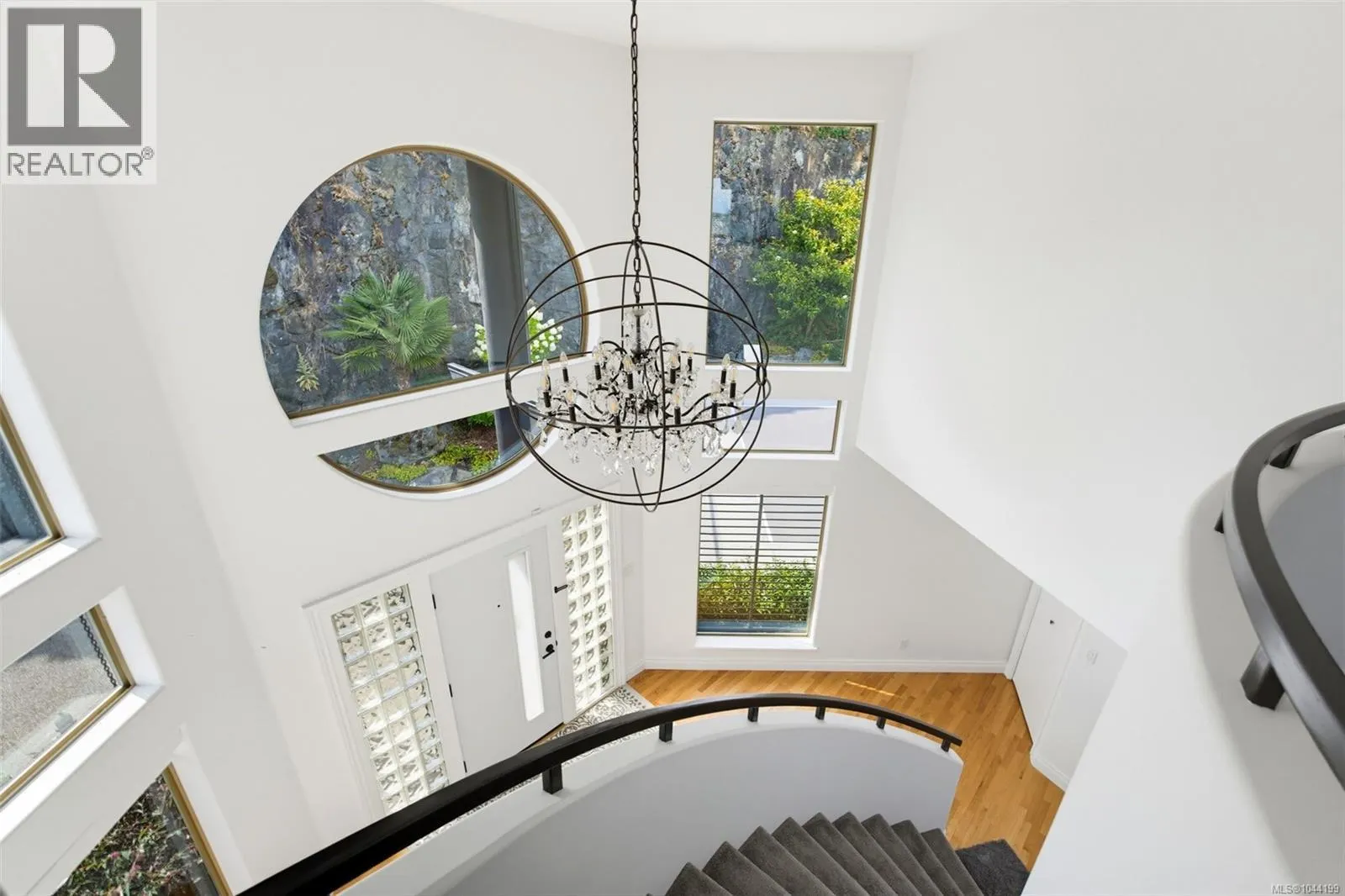 3392 Haida Dr