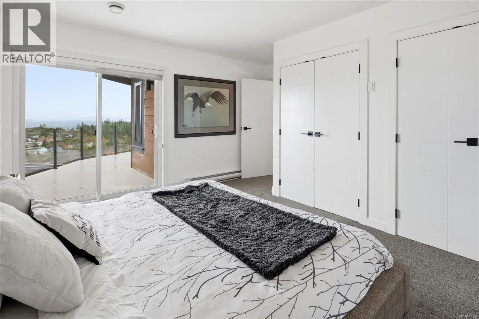 3392 Haida Dr