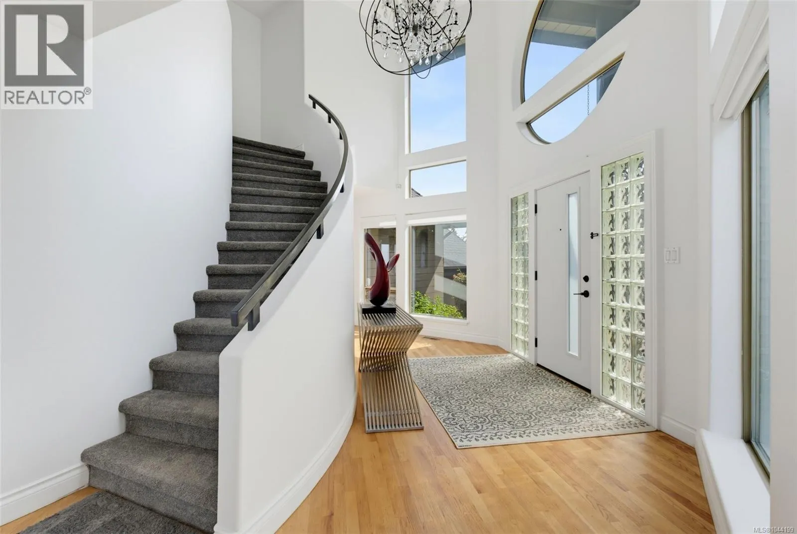 3392 Haida Dr