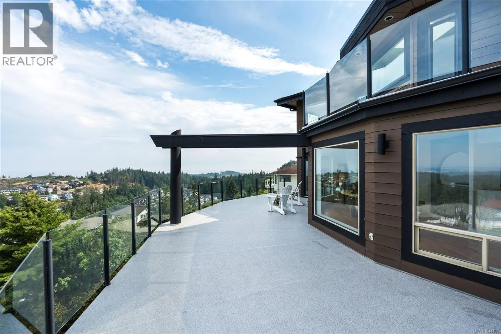 3392 Haida Dr