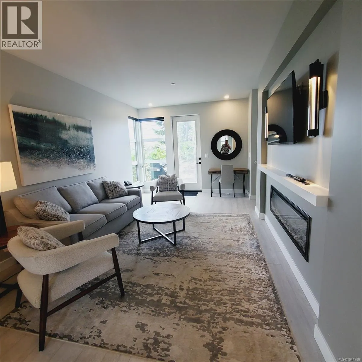 35 1175 Resort Dr