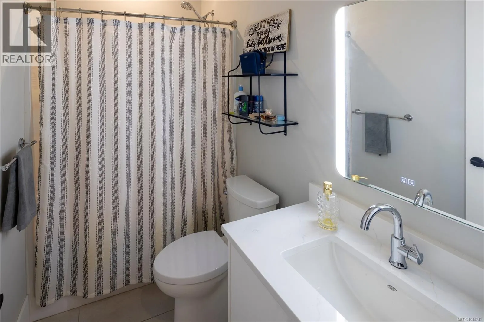 613 Medalist Ave