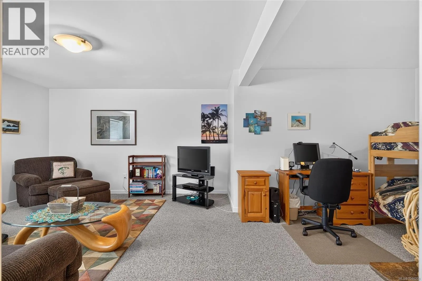 113 330 Dogwood St