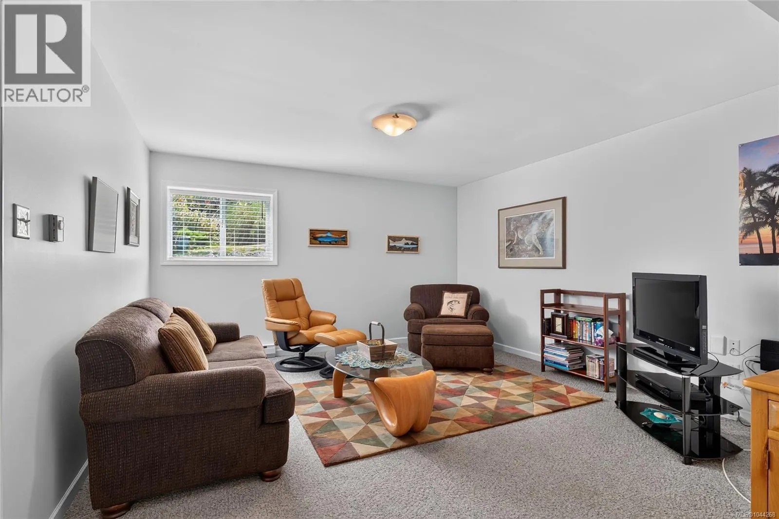 113 330 Dogwood St
