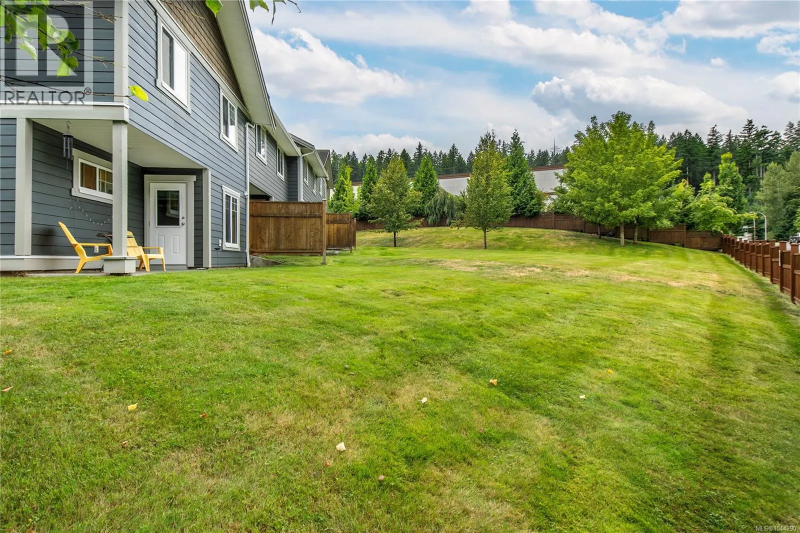 109 701 HILCHEY Rd