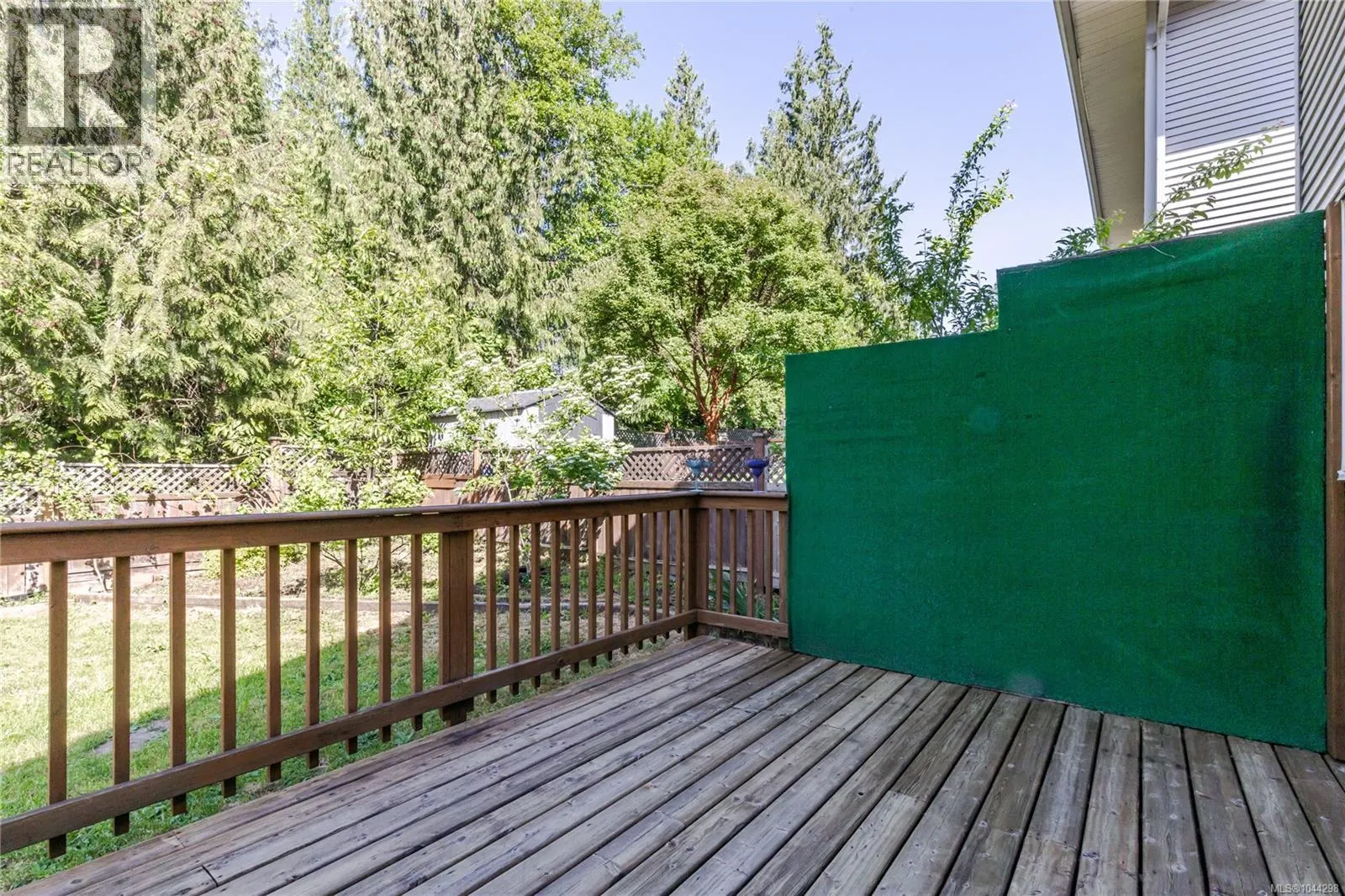 293 Applegreen Ave