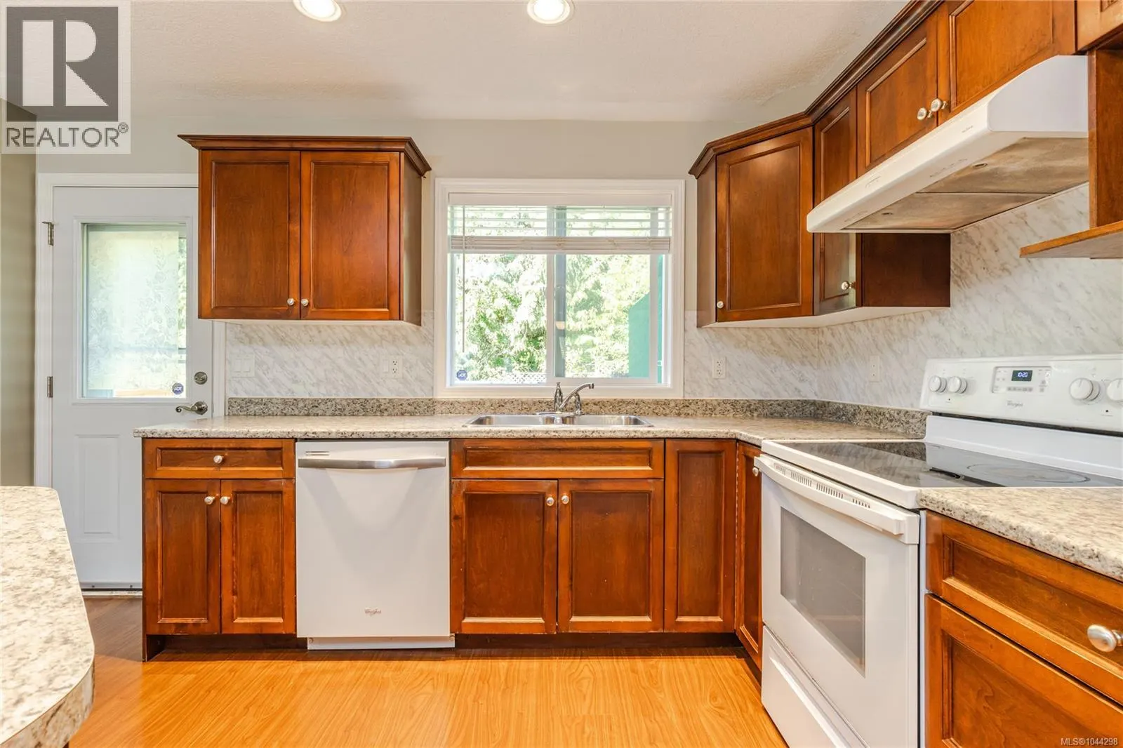 293 Applegreen Ave