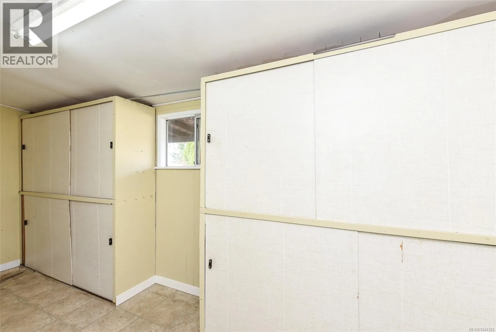 4 1451 Perkins Rd