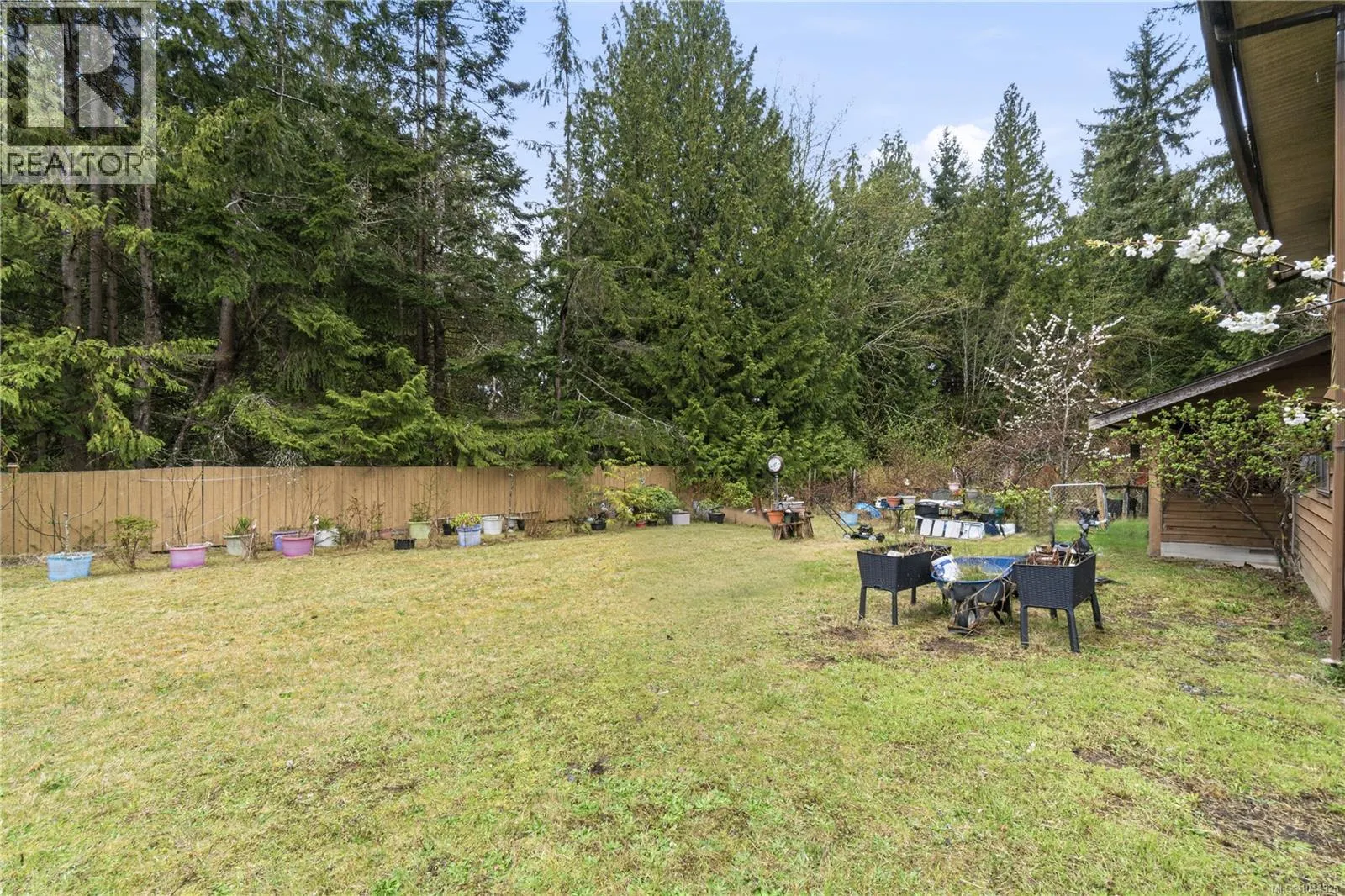 4080 Island Hwy
