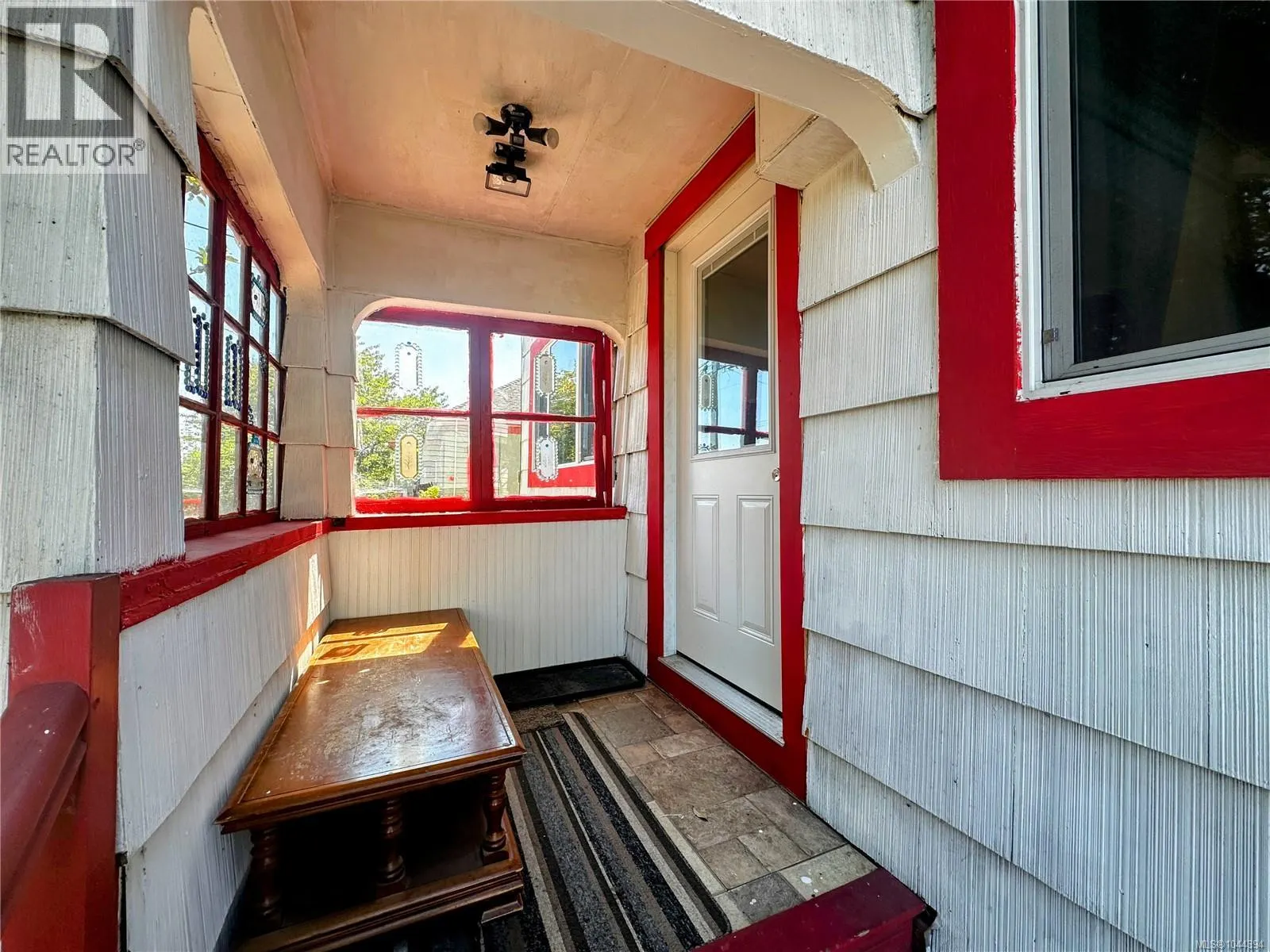37 Strickland St