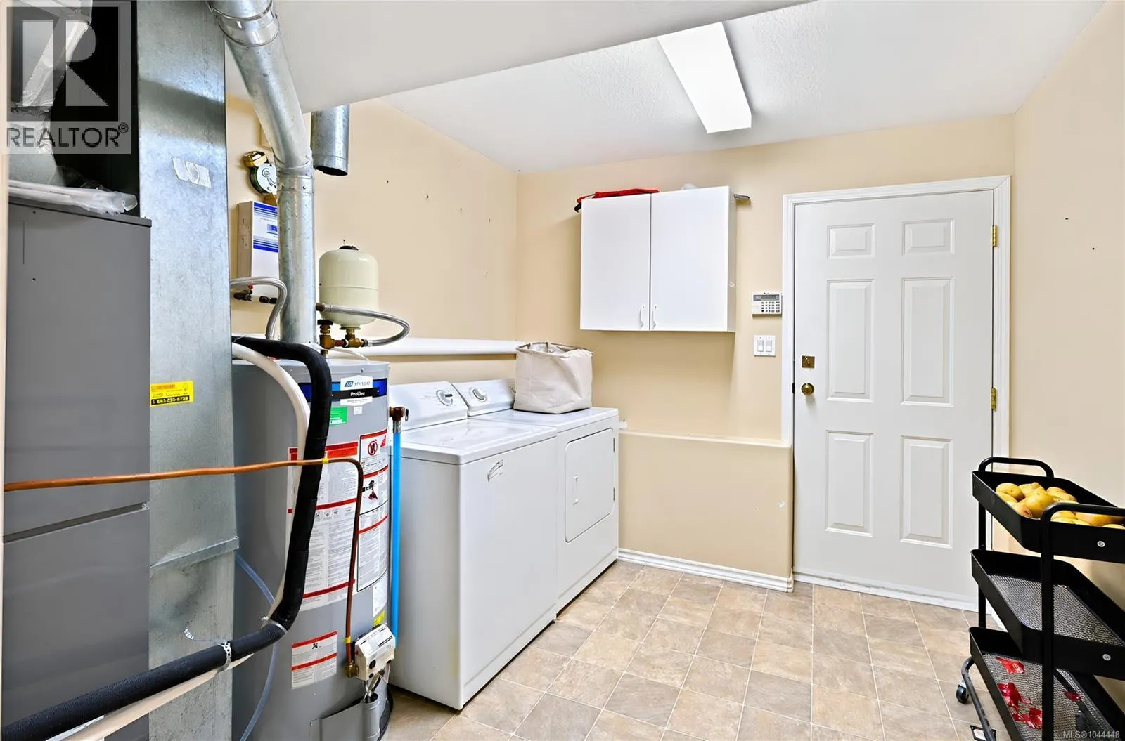 840 Inez Pl
